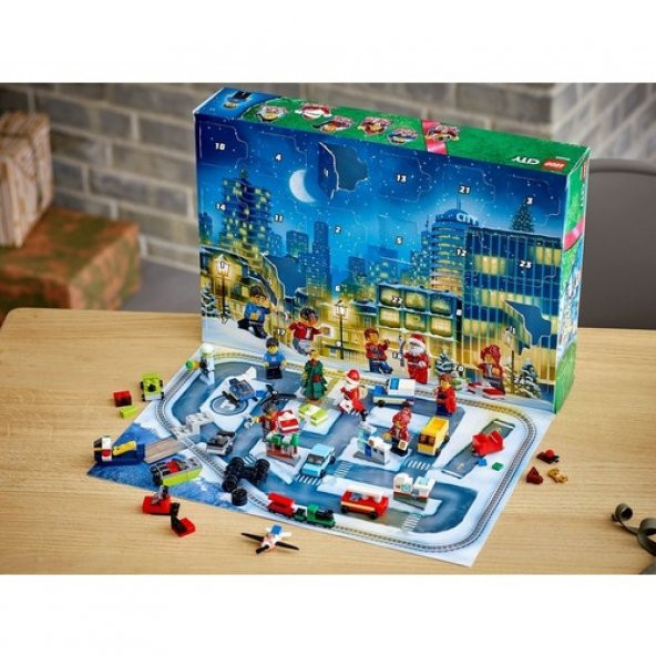 LEGO City 60268 City Advent Calendar - 4