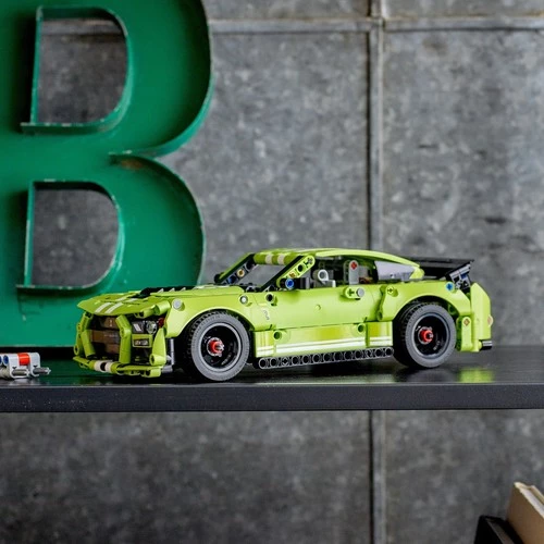 Lego Technic 42138 Ford Mustang Shelby Gt500 - 3