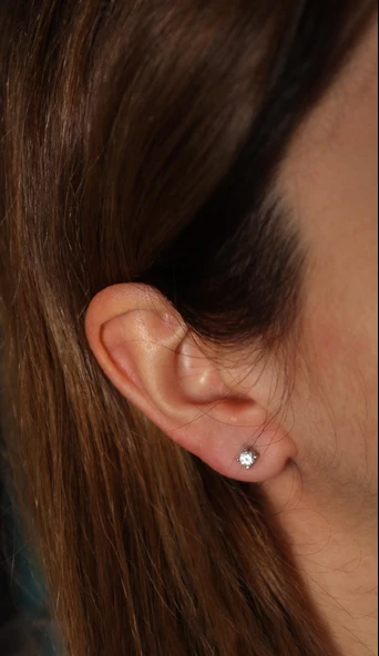 Gümüş Tektaş Küpe 0,3 crt ürün görseli 1