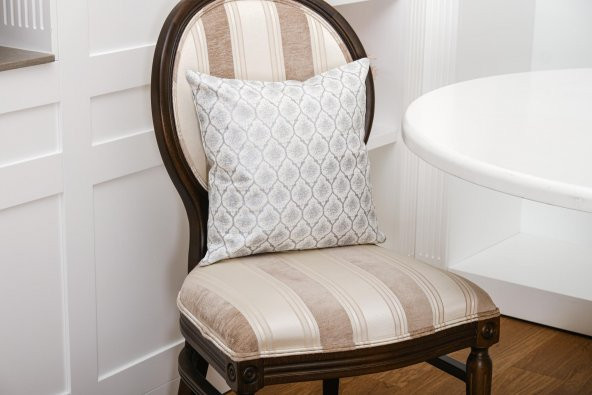 Finezza Melisa Damask Baskılı Duck Kumaş Gümüş Kırlent 45*45 cm  - 525 - 5