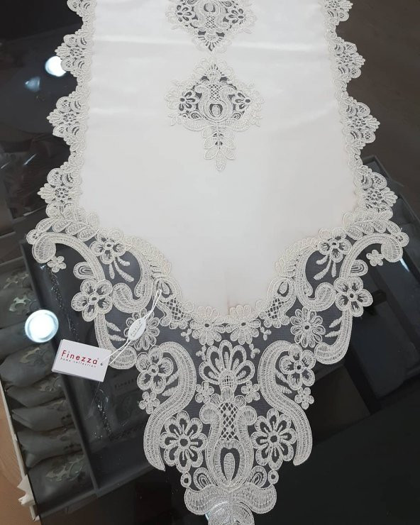 Finezza Hürrem Aplikeli Güpürlü Kadife Krem Salon Takımı 5 Parça - 178 - 4