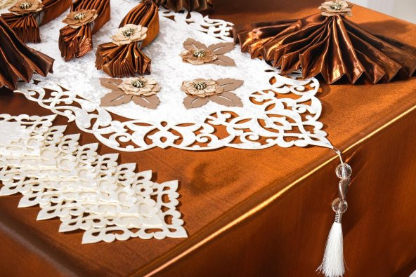 Finezza Afife Kadife Krem Kahve Sofra Takımı 8 kişilik 160x230 cm 34 Parça - 47 - 3