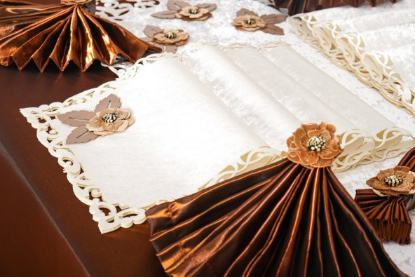 Finezza Afife Kadife Krem Kahve Sofra Takımı 8 kişilik 160x230 cm 34 Parça - 47 - 6