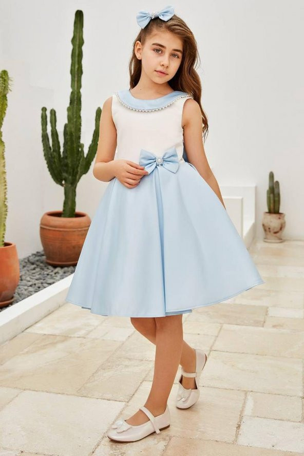 Kız Çocuk Yakası İncili Beli Fiyonklu ve Eteği Volanlı Mavi Elbise