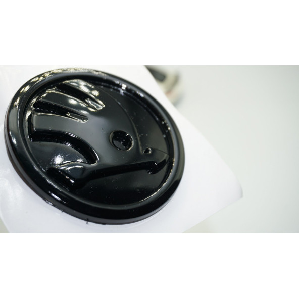 Dk Tuning Skoda Bagaj 8cm Yeni Nesil Parlak Siyah Logo Amblem ürün görseli