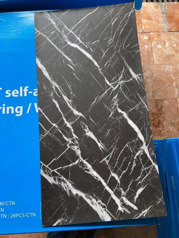 Renkli Duvarlar Siyah Mermer Desen Yapışkanlı 6 Adet Zemin Yer Duvar Döşeme Panel NWYP11 - 6