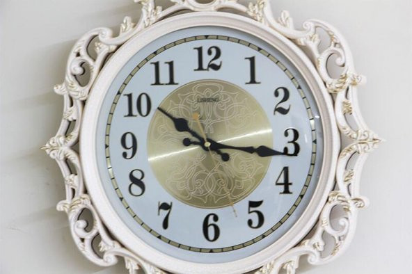 Sarkaçlı Duvar Saati Ferforje Desenli Hediyelik Duvar Saati - 2