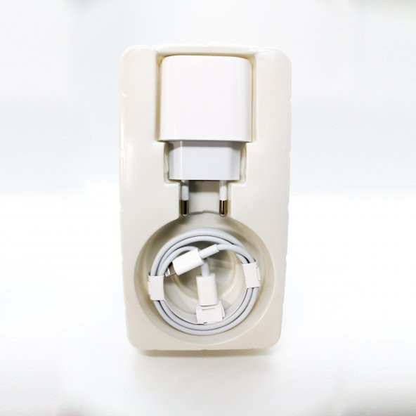 CAYKA 20W PD Type-C Çıkışlı Hızlı Şarj Adaptörü 1m Lightning Kablo Set Beyaz - 4
