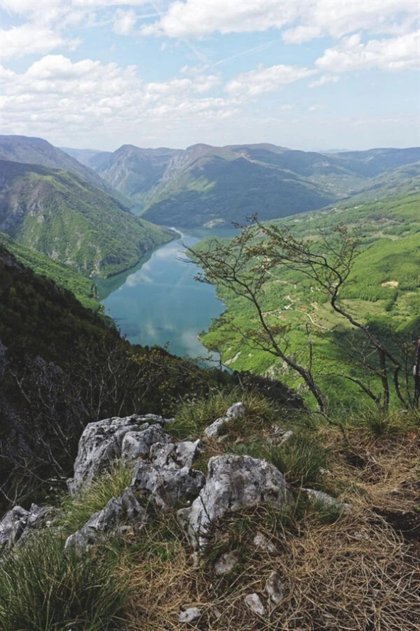 Sırbistan Perucac Gölü Temalı Fresco Magnet - Resim 4