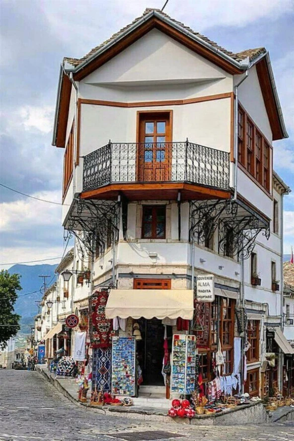 Arnavutluk Gjirokastra Temalı Fresco Magnet - Resim 4