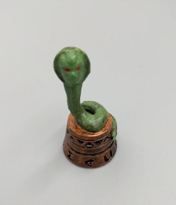Jade Naga Statue - 28Mm Oyun Plastik Aparat