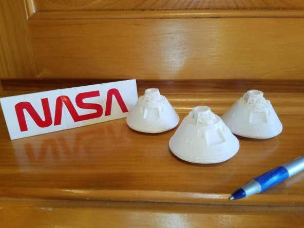 Apollo 11 Komut Modülü (Smithsonian) Plastik Aparat - 3