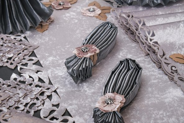 Finezza Afife Kadife Gümüş Füme Sofra Takımı 8 kişilik 160x230 cm 34 Prç. - 955 - 8