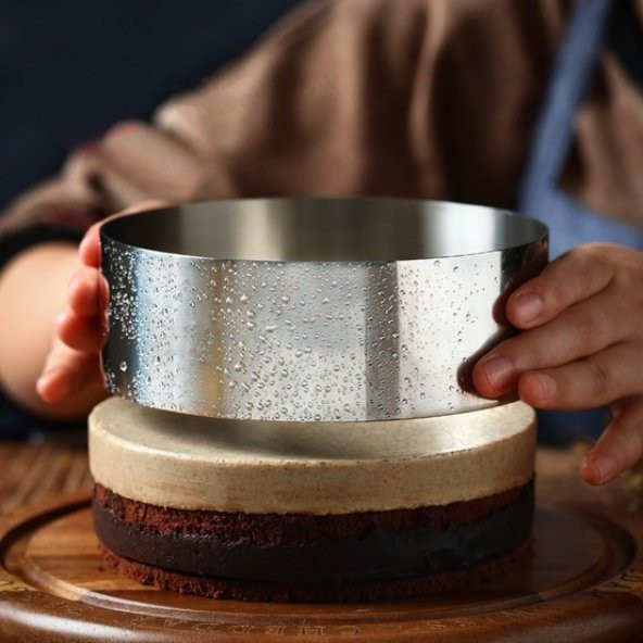 Yuvarlak Çember Pasta Kek Kalıbı 23cm Derinlik 6cm ürün görseli