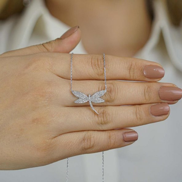 Yusufcuk Tasarımlı Beyaz Zirkon Taşlı 925 Ayar Gümüş Kadın Kolye ürün görseli