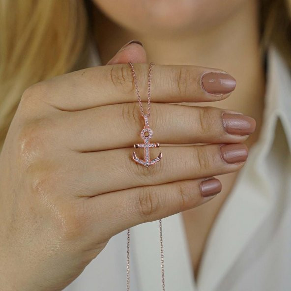 Çapa Tasarımlı Beyaz Zirkon Taşlı 925 Ayar Gümüş Kadın Kolye Rose ürün görseli