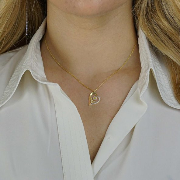 Altın Kaplamalı Kalp İçerisinde Papatya Tasarımlı 925 Ayar Gümüş Kadın Kolye - 2