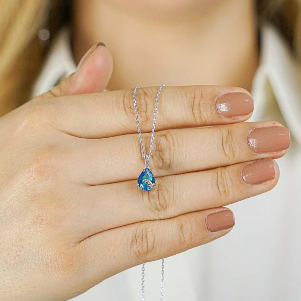 Damla Tasarımlı Mavi Zirkon Taşlı 925 Ayar Gümüş Kadın Kolye ürün görseli