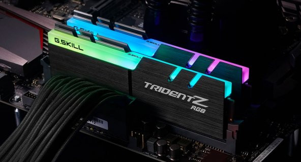 GSKILL Trident Z RGB DDR4-4000Mhz CL18 32GB (2X16GB) 1.4V F4-4000C18D-32GTZR - 3