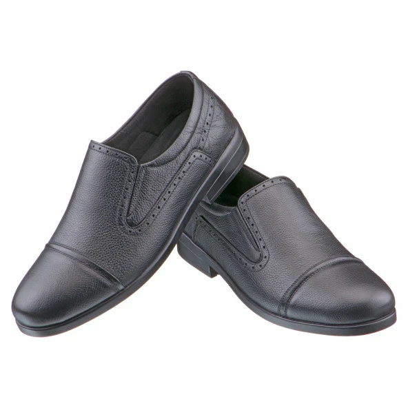 Siyah Zımba Delikli Erkek Ayakkabı