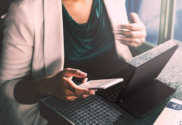 Zagg Slim Book Go 12.9" 3.Nesil İpad Pro Klavyeli Kılıf İngilizce - 5