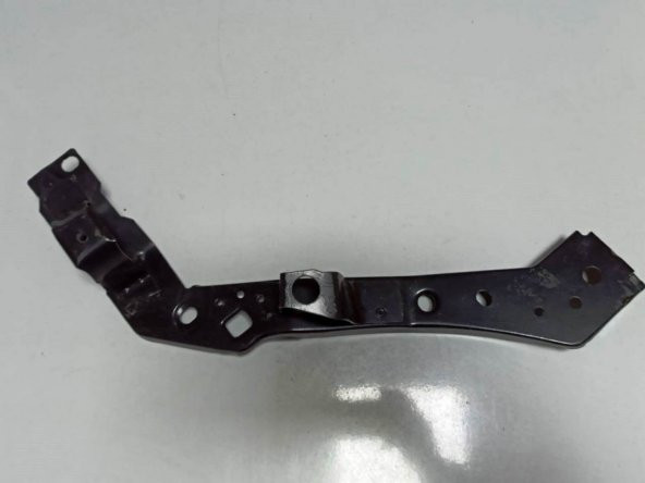 ÜST TRAVERS BAĞLANTI KOLU SAĞ MEGANE III FLUENCE OEM 625131097R ürün görseli 1