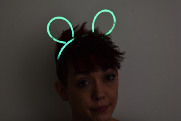Karanlıkta Parlayan Fosforlu Glow Stick Taç Tavşan Kulağı Tacı Yeşil Renk