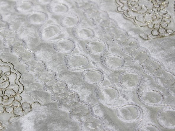 Çeyiz Diyarı Fransız Güpürlü Lisa Kadife Seccade Krem Gold - Resim 4