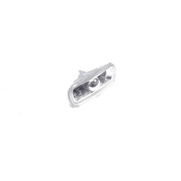 Audi A4 2002-2008 Çamurluk Sinyal Lambası 8E0949127 - 8