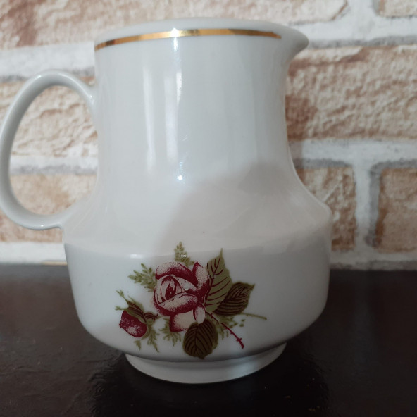VİNTAGE BULGARİSTAN PORSELEN SÜTLÜK 10 CM