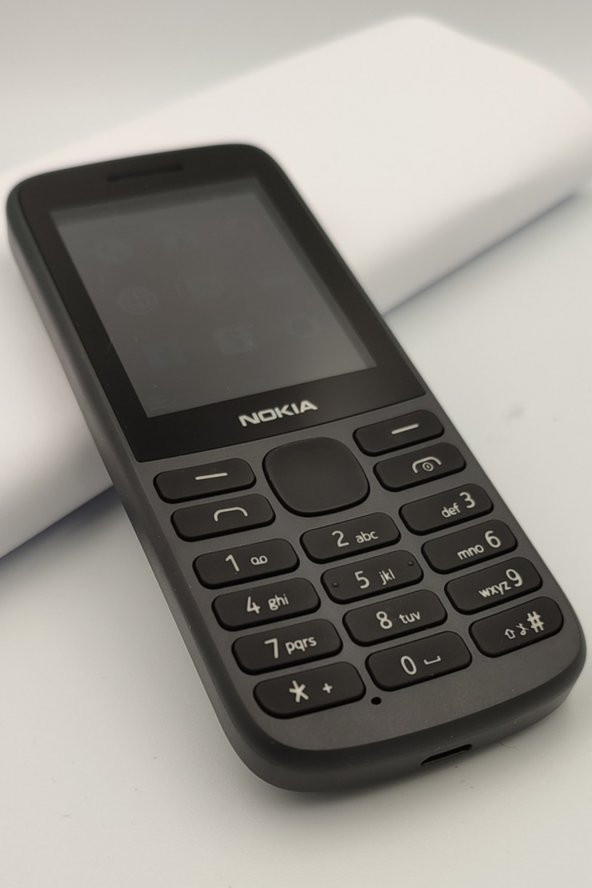 C7-00 Siyah Kamerasız Nano Sim Tuşlu Cep Telefonu - 2