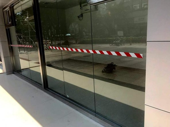 Reflektörlü Fosforlu Reflektif İkaz Bandı ( 1 mt ) 5cm Kırmızı-Beyaz - 4