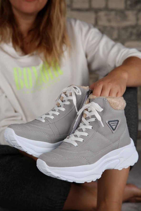 LADYPARK BAĞCIKLI FERMUARLI KALIN TABAN KADIN GÜNLÜK SPOR BOT - 2