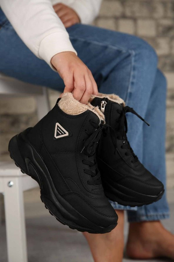 LADYPARK BAĞCIKLI FERMUARLI KALIN TABAN KADIN GÜNLÜK SPOR BOT - 3