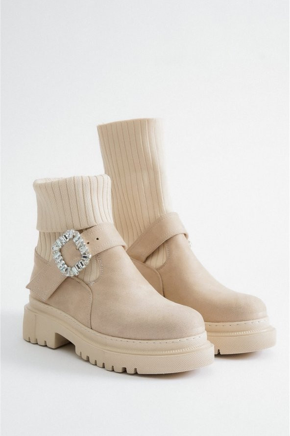 LADYPARK ORTOPEDİK TABAN TRİKO TAŞ TOKA DETAYLI KADIN KREM BOT - 4