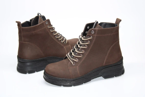 TRİAPOLO HAKİKİ DERİ KAUÇUK TABAN BAĞCIKLI FERMUARLI KADIN BOT