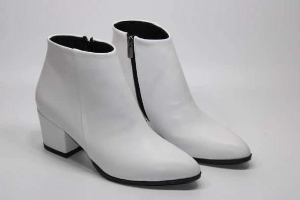 LADYPARK KALIN TOPUKLU KADIN BEYAZ FERMUARLI GÜNLÜK BİLEK BOT