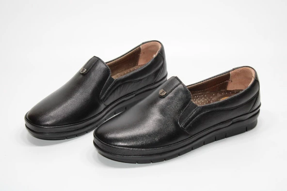 HANIMCA HAKİKİDERİ DÜZ TABAN YANI LASTİKLİ TOPUK DİKENİ JEL TABAN KADIN GÜNLÜK SİYAH RAHAT AYAKKABI - 4