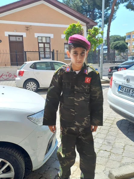 KAMUFLAJ ASKER TAKIM STOĞA GÖRE ŞAPKA VEYA BERE TOPLAM 3 PARÇA