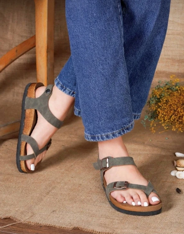 LADYPARK ORTOPEDİK KALIN TABAN PARMAK ARASI GÜNLÜK SANDALET