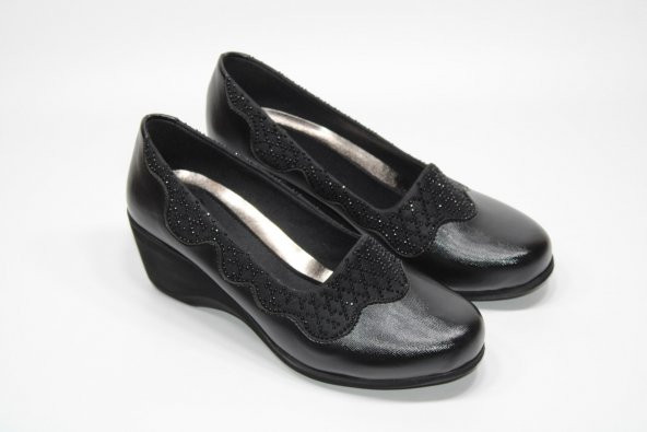 LadyPark Ortopedik Dolgu Taban Kadın Siyah Taşlı Günlük - Abiye Ayakkabı
