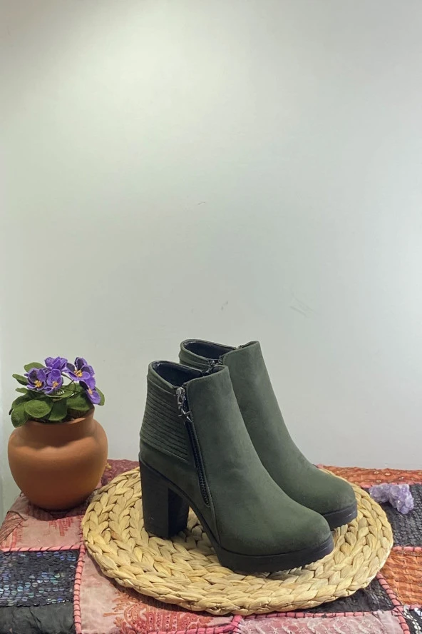 Kadın Süet Topuklu Bot