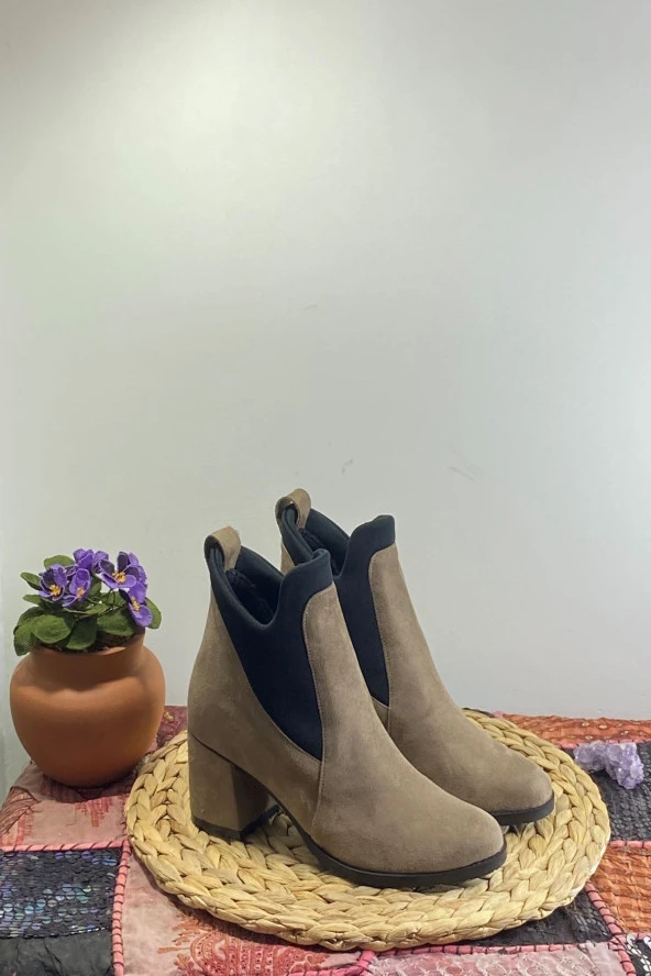 Süet Topuklu Bot - 9