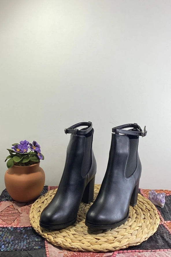 Kadın Süet Topuklu Bot - 16