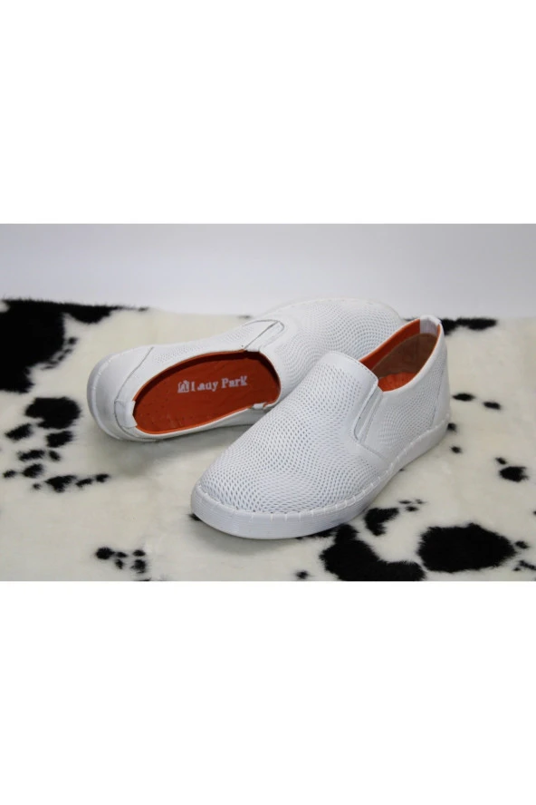 LADYPARK HAKİKİ DERİ DÜZ TABAN BASKILI BAĞSIZ GÜNLÜK ÇARIK AYAKKABI - 6