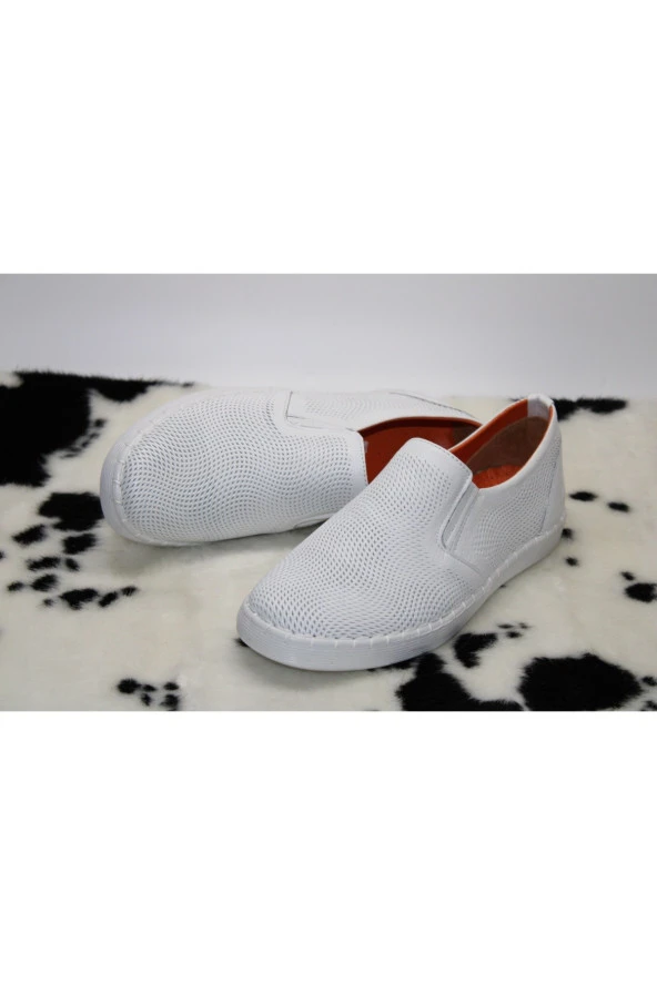 LADYPARK HAKİKİ DERİ DÜZ TABAN BASKILI BAĞSIZ GÜNLÜK ÇARIK AYAKKABI - 8