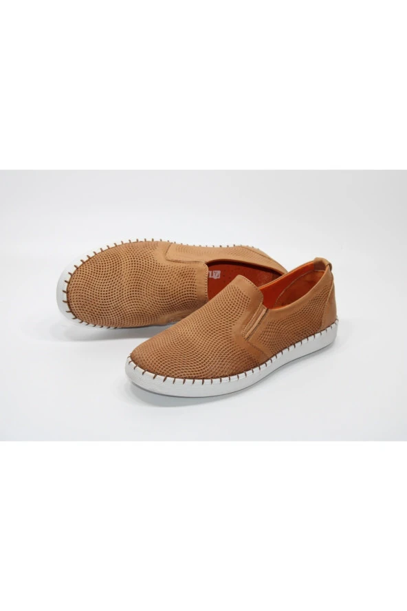 LADYPARK HAKİKİ DERİ DÜZ TABAN BASKILI BAĞSIZ GÜNLÜK ÇARIK AYAKKABI - 10