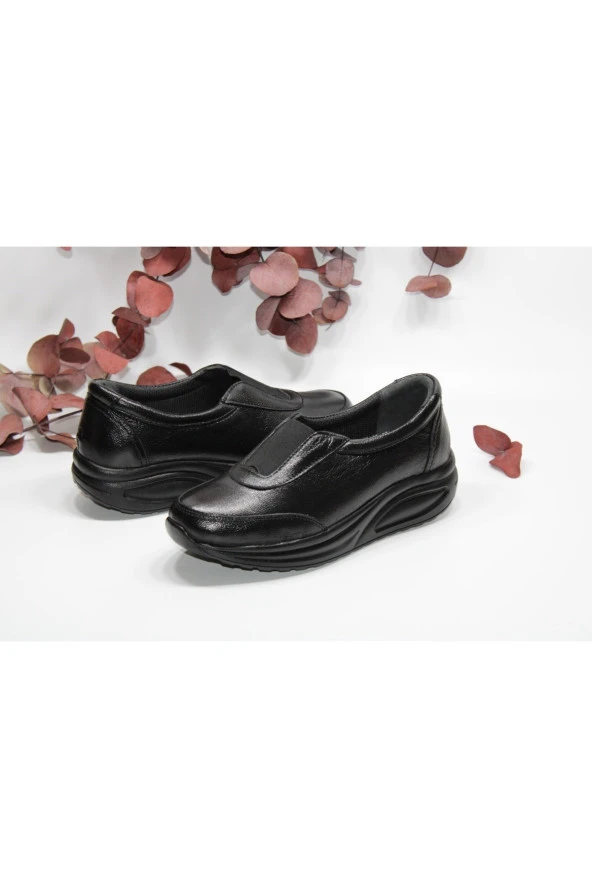 HANIMCA HAKİKİ DERİ ORTOPEDİK DOLGU TABAN SİYAH GÜNLÜK YÜRÜYÜŞ AYAKKABISI - 2