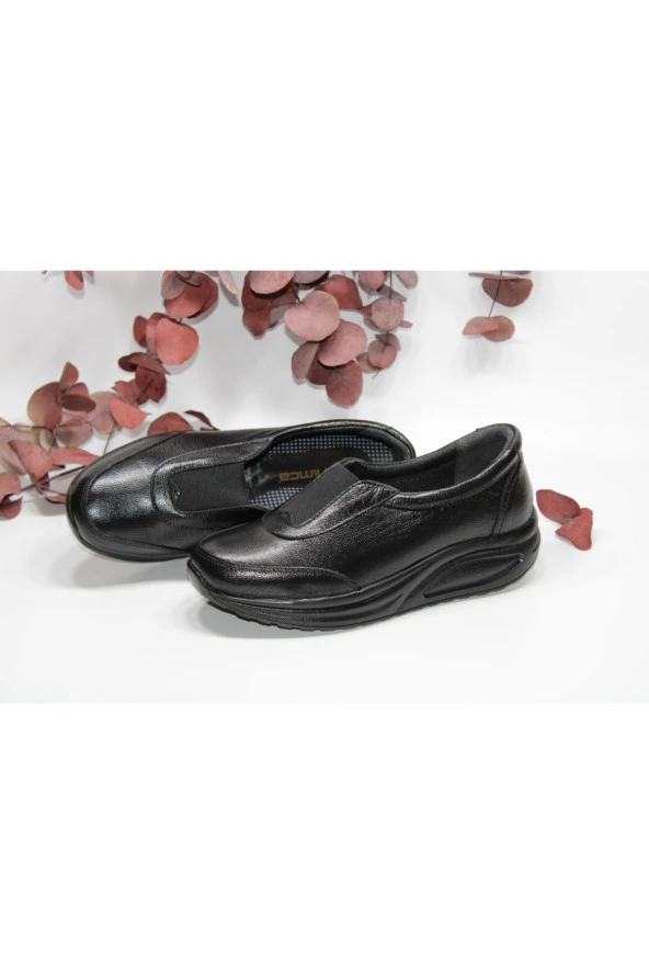HANIMCA HAKİKİ DERİ ORTOPEDİK DOLGU TABAN SİYAH GÜNLÜK YÜRÜYÜŞ AYAKKABISI - 3