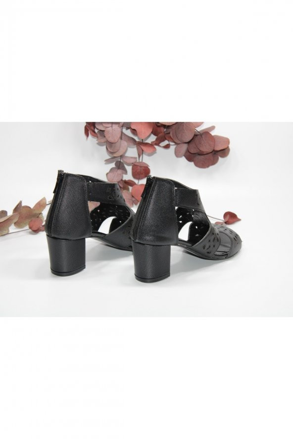 6 CM TOPUK BOYU ÖNÜ AÇIK ARKASI KAPALI ARKADAN FERMUARLI SİYAH GÜNLÜK ABİYE TOPUKLU SANDALET - 4